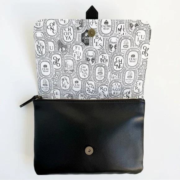 Diptyque Amenity Kit Bag from Business Class Qatar Airways - Picture 3 of 3